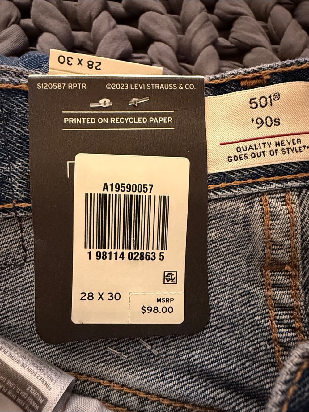 Levi’s Premium 501® '90s Women’s Jeans - Picture 5 of 7